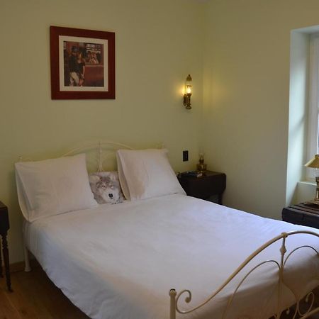 Le Train Des Reves Hotel Dracy-Saint-Loup Exterior foto